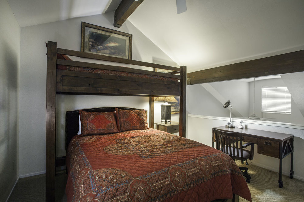 Snowcrest Villa Парк Сити Екстериор снимка