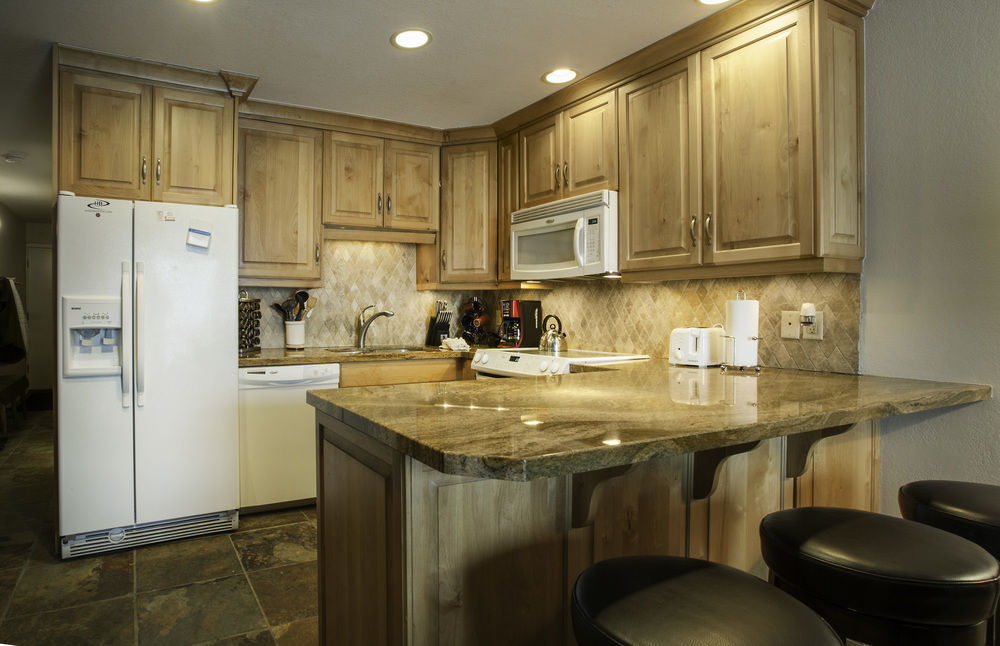 Snowcrest Villa Парк Сити Екстериор снимка